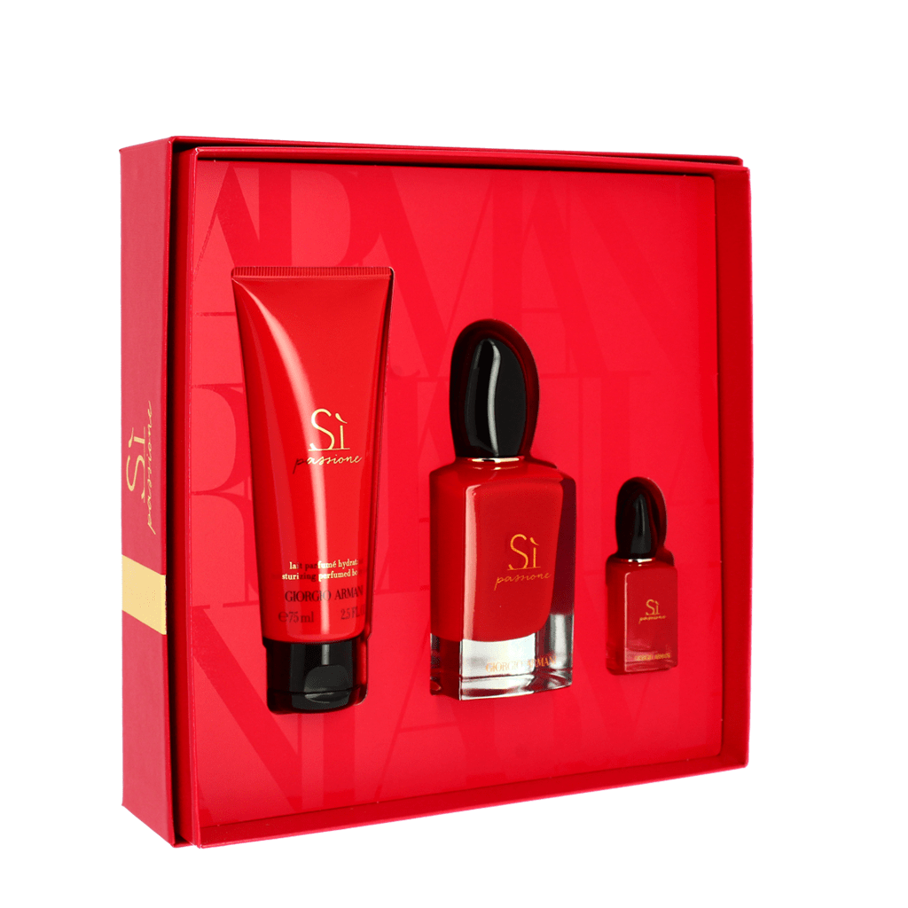 Giorgio Armani Si Passione Eau de Parfum Women's Perfume Gift Set Spray (50ml) with Body Lotion & 7ml EDP